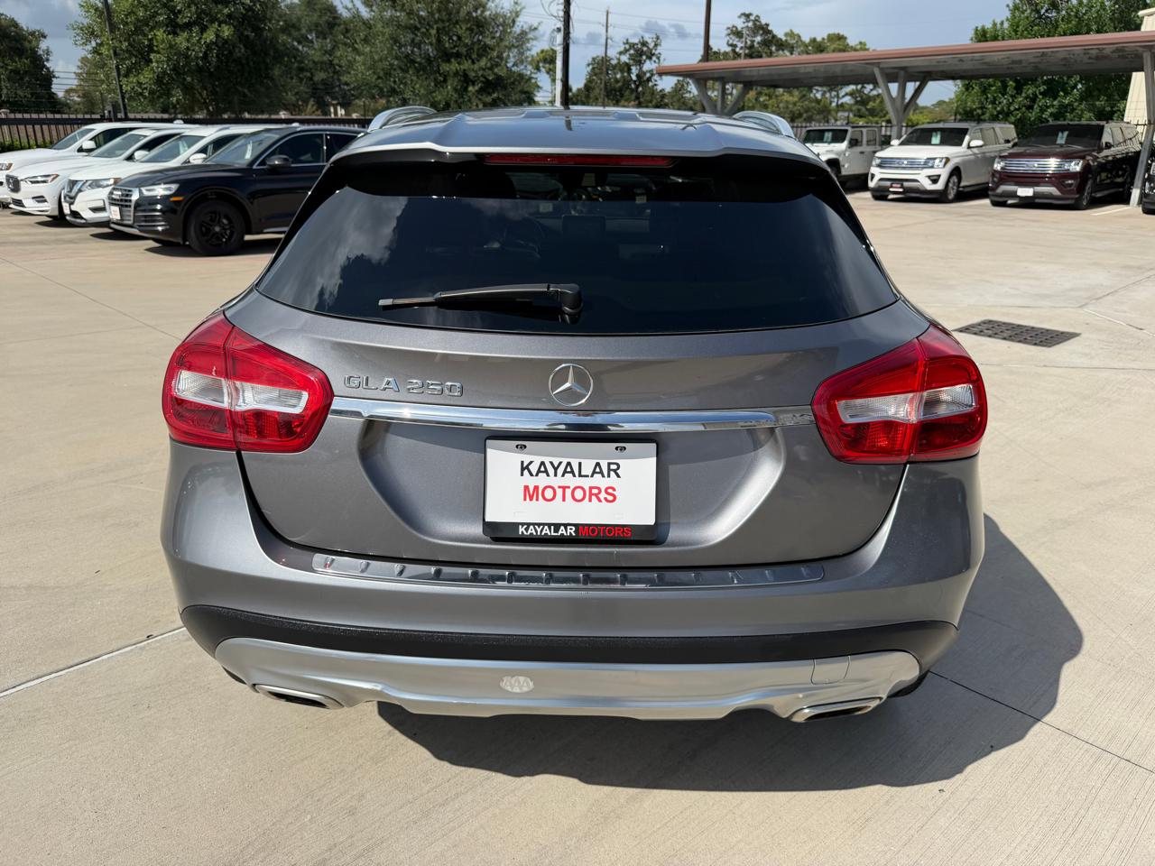 Mercedes-Benz GLA FWD 4dr GLA 250 2016