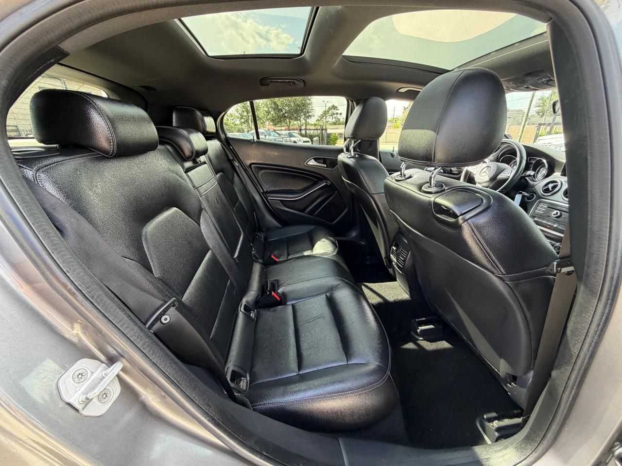 Mercedes-Benz GLA FWD 4dr GLA 250 2016