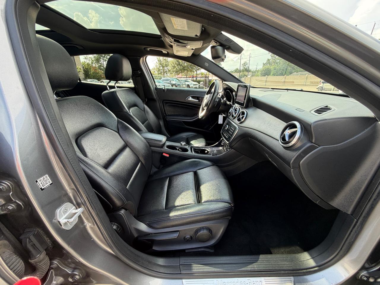 Mercedes-Benz GLA FWD 4dr GLA 250 2016