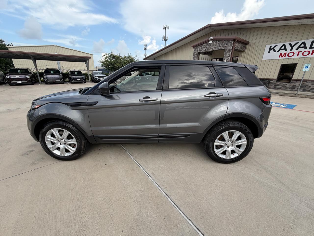 Land Rover Range Rover Evoque 5 Door SE 2018