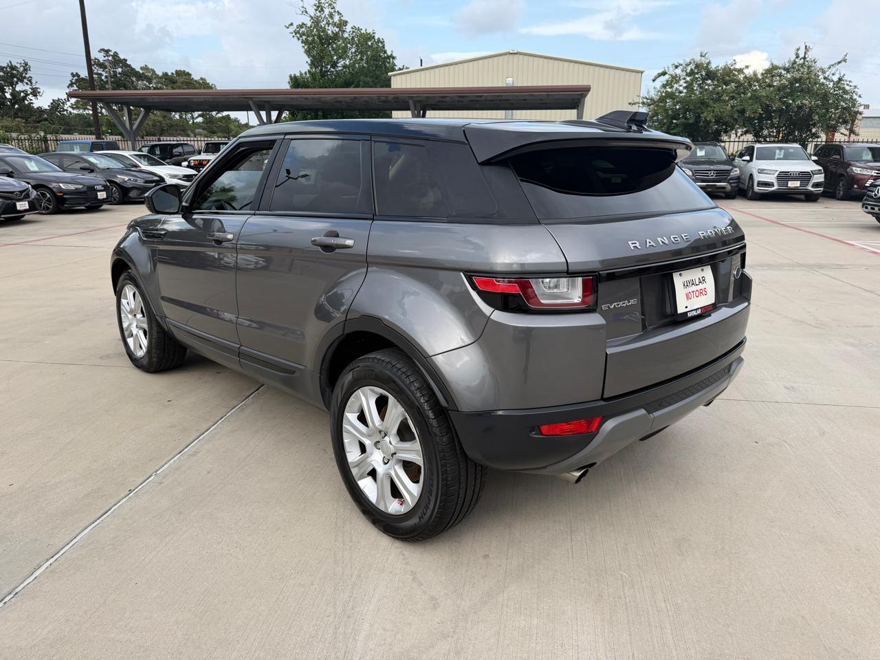 Land Rover Range Rover Evoque 5 Door SE 2018