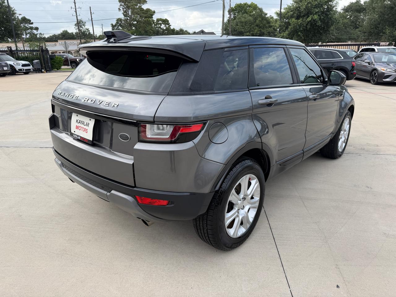 Land Rover Range Rover Evoque 5 Door SE 2018