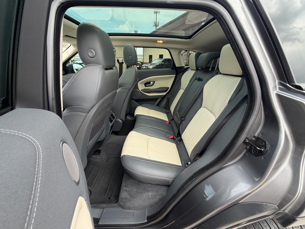 Land Rover Range Rover Evoque 5 Door SE 2018