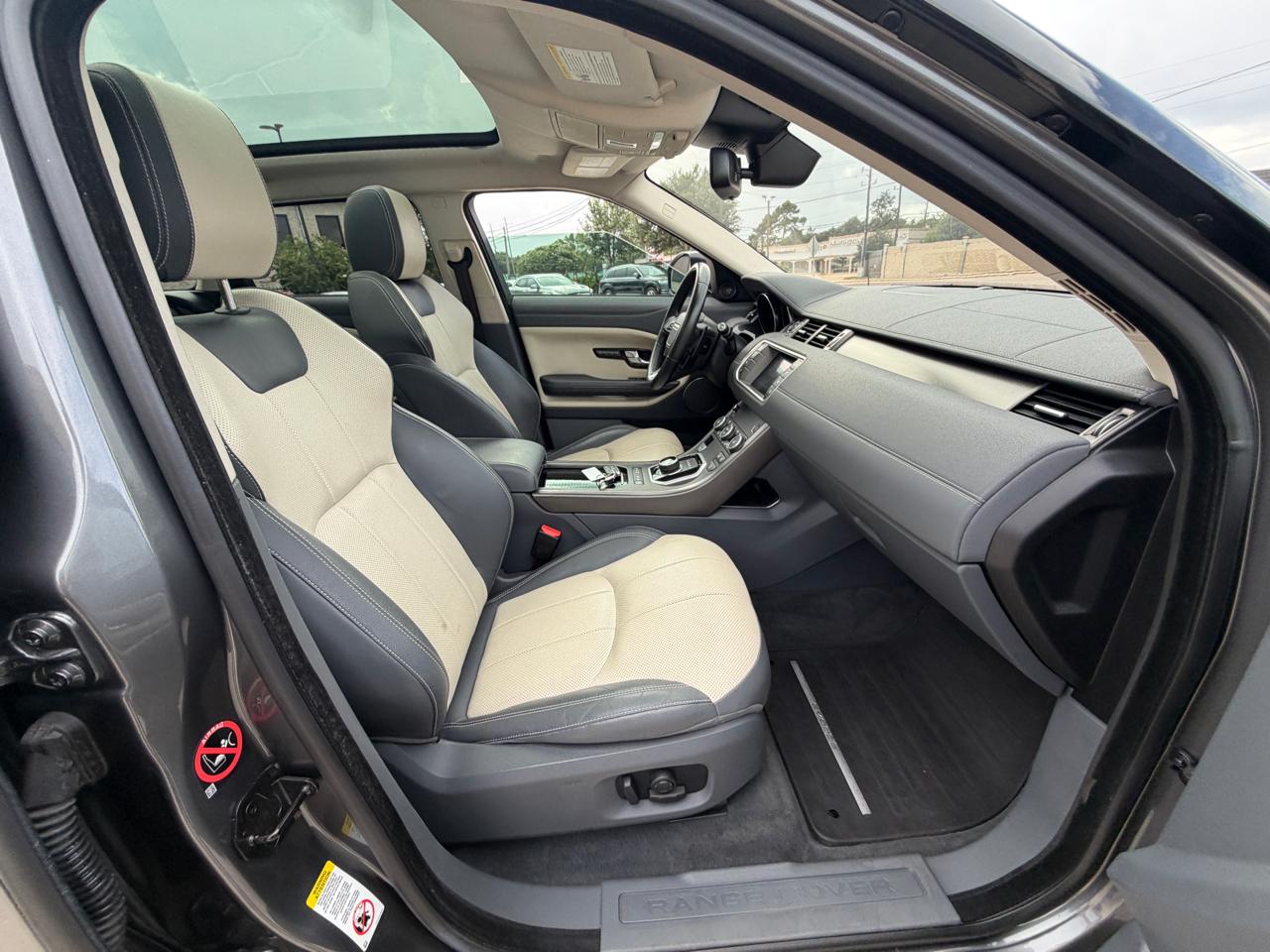 Land Rover Range Rover Evoque 5 Door SE 2018