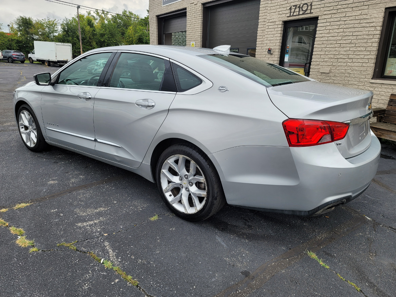 2015 Chevrolet Impala photo 4