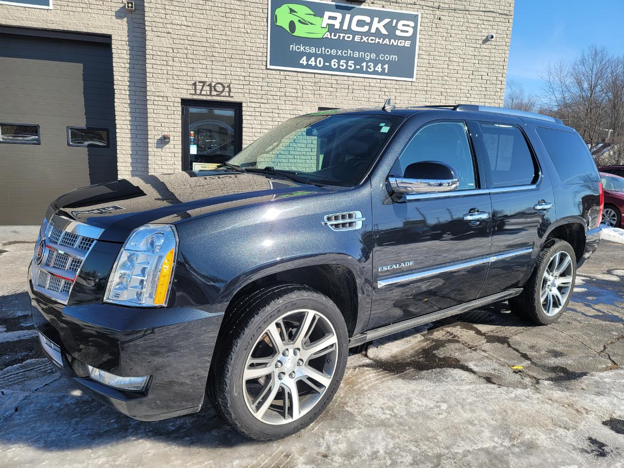 2013 Cadillac Escalade AWD Platinum