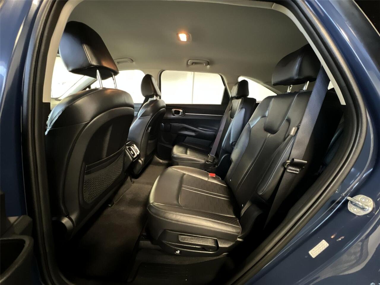 2024 Kia Sorento X-Line EX photo 19