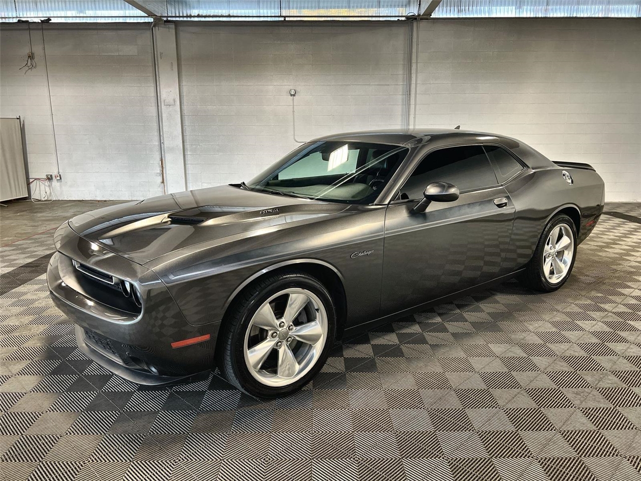 2015 Dodge Challenger R/T Plus