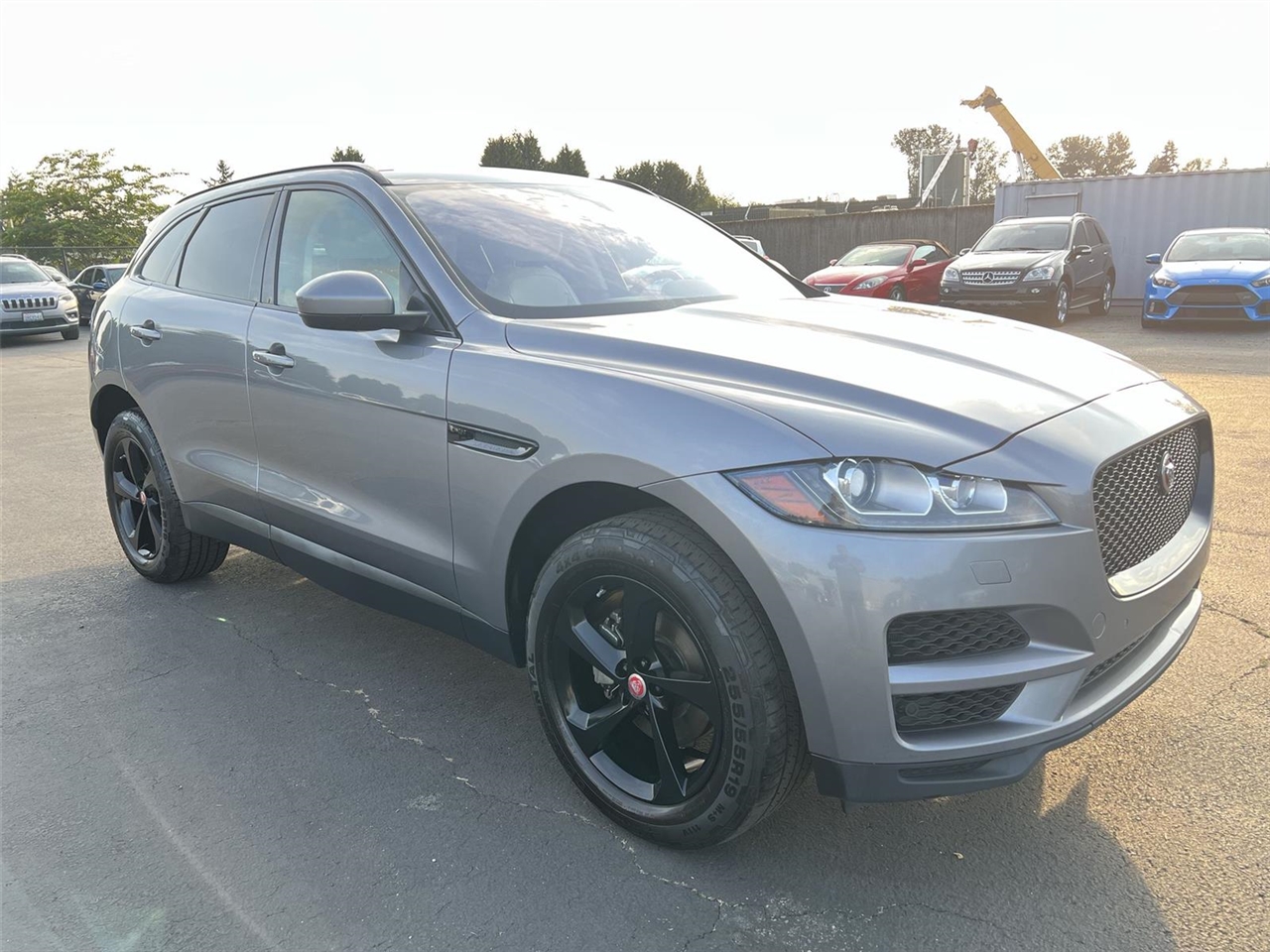2020 Jaguar F-PACE Prestige photo 5
