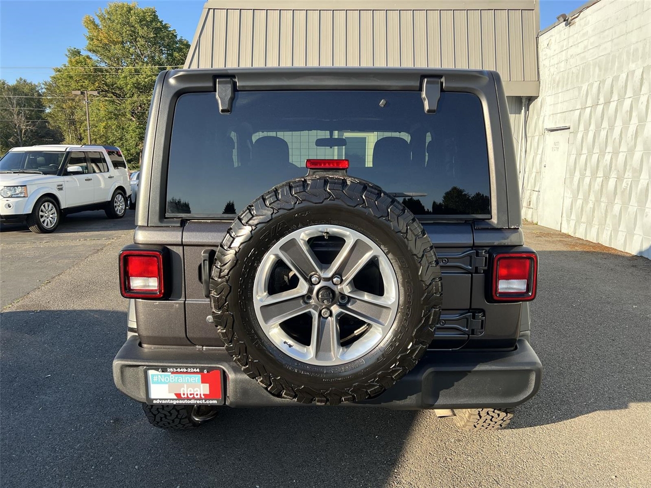 2020 Jeep Wrangler Sport S photo 4