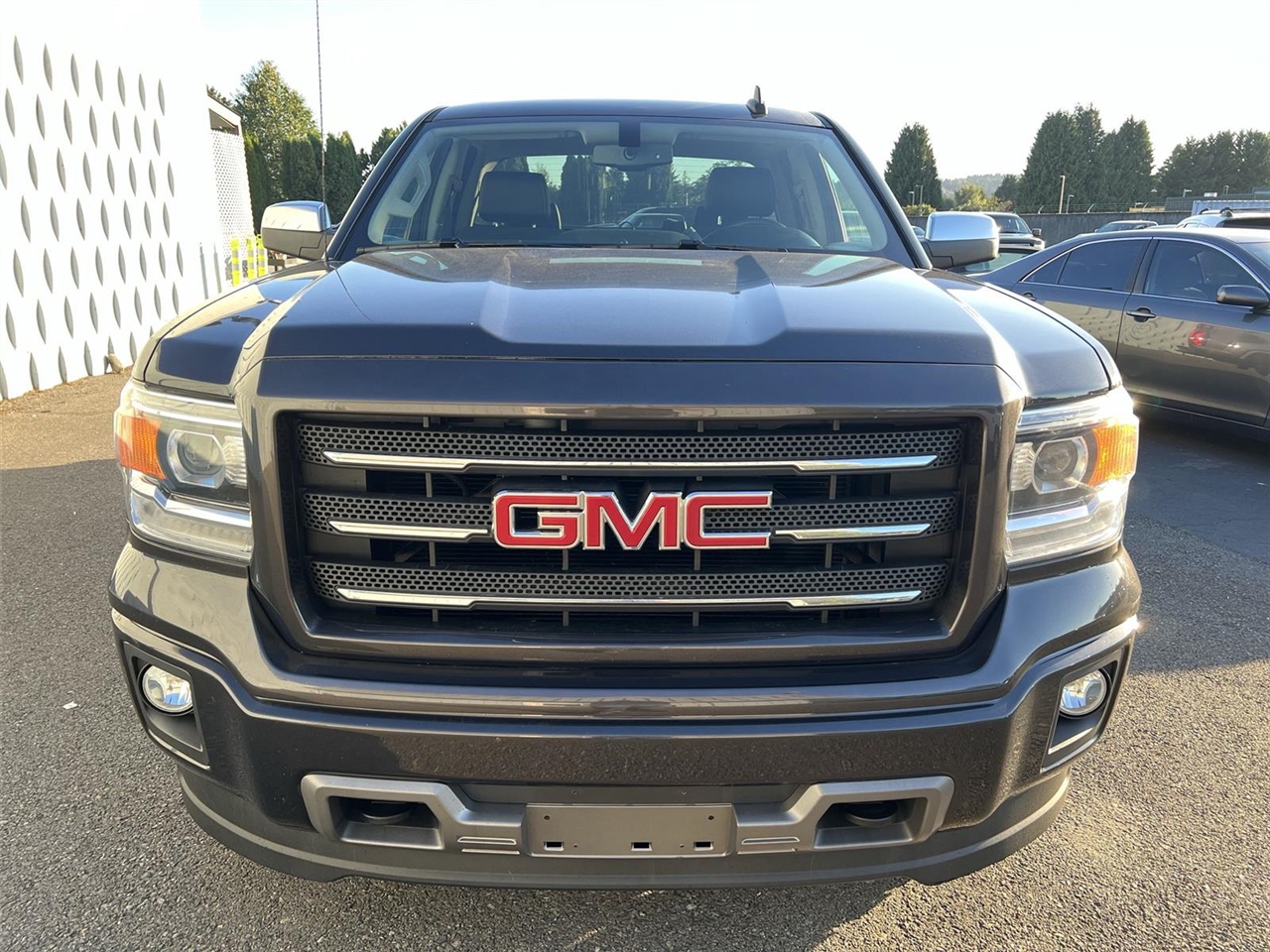 2015 Gmc Sierra 1500 SLE photo 2