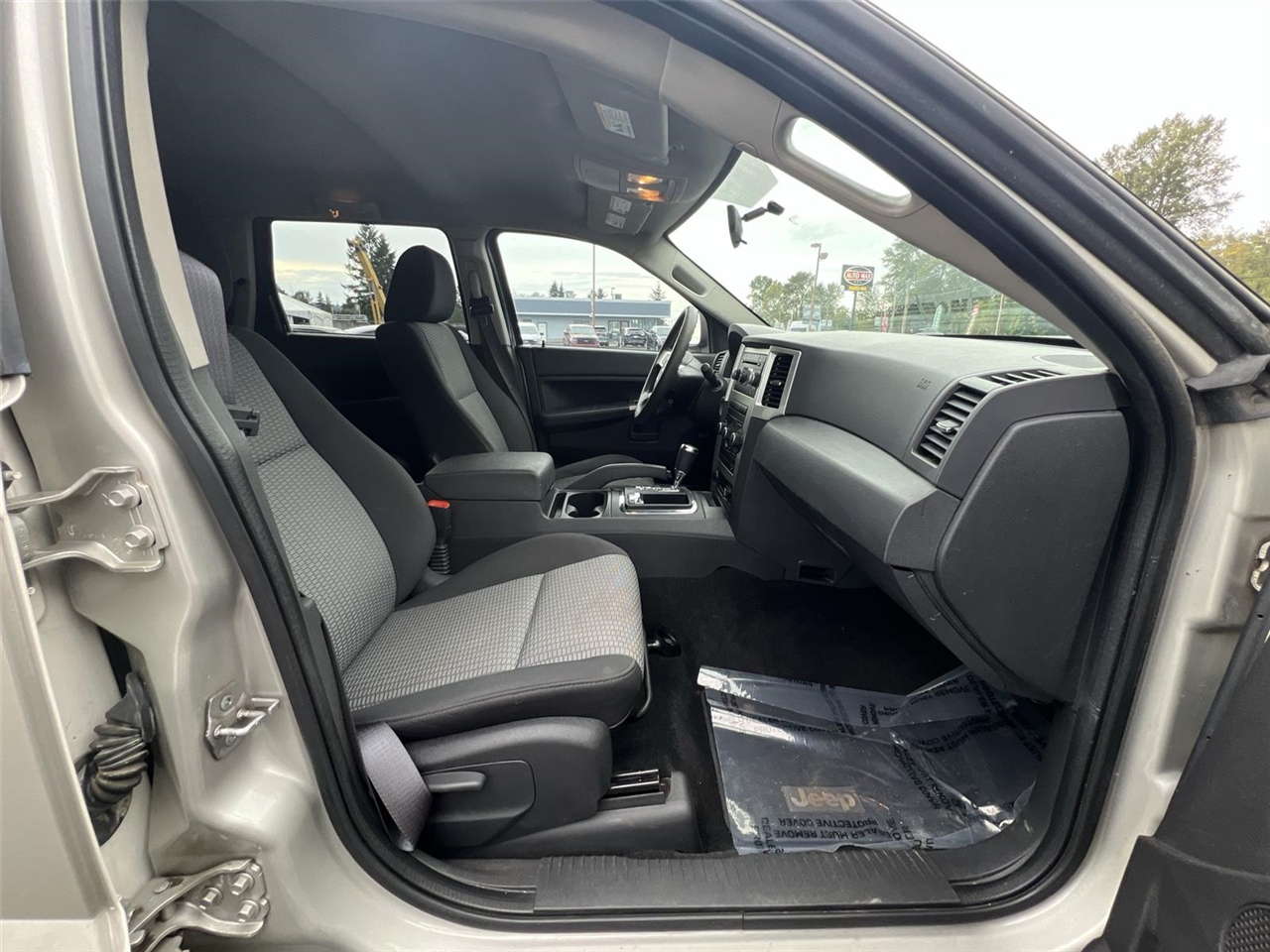 2008 Jeep Grand Cherokee Laredo photo 18