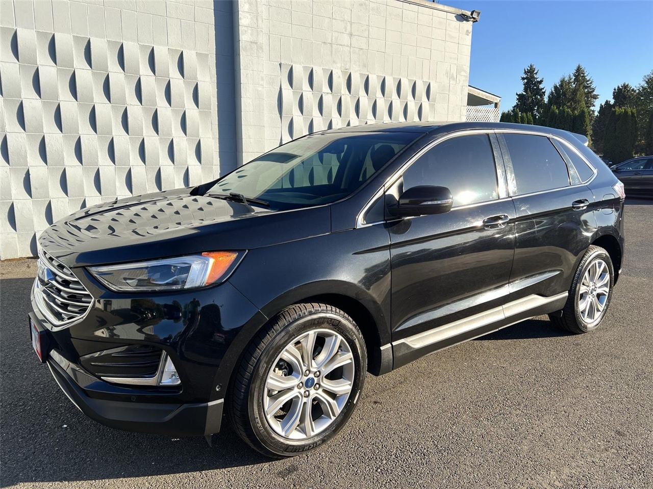 2019 Ford Edge Titanium