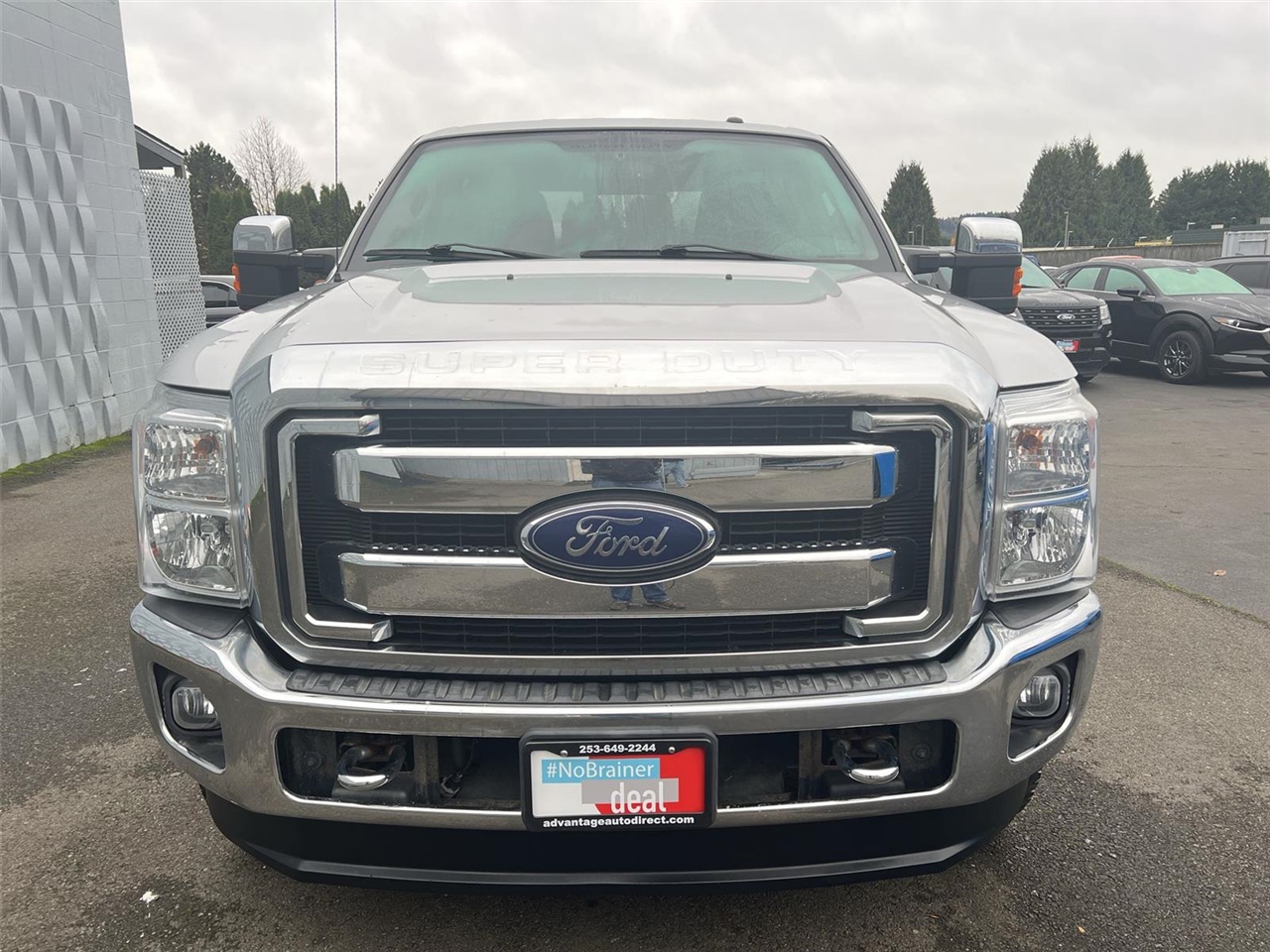 2016 Ford F-350 XLT photo 2