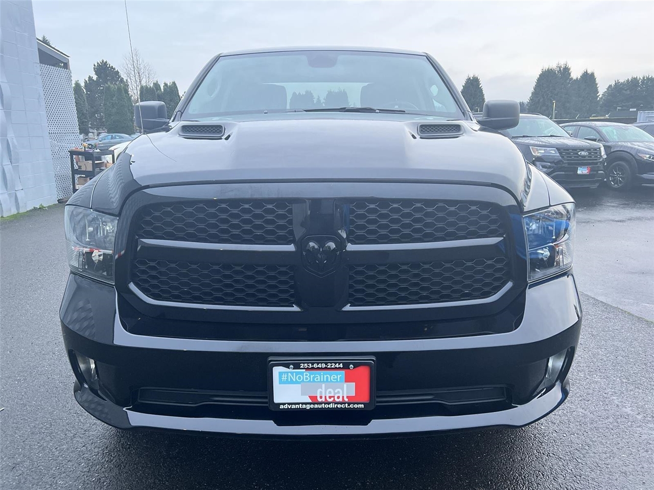 2022 Ram 1500 Classic Express photo 2