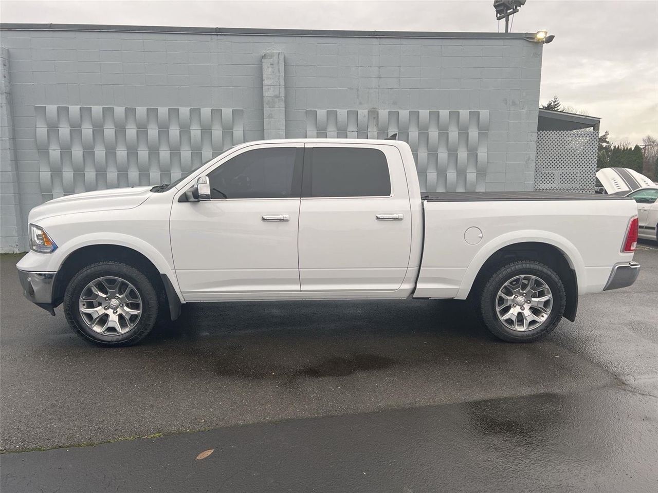 2018 Ram 1500 Limited photo 3