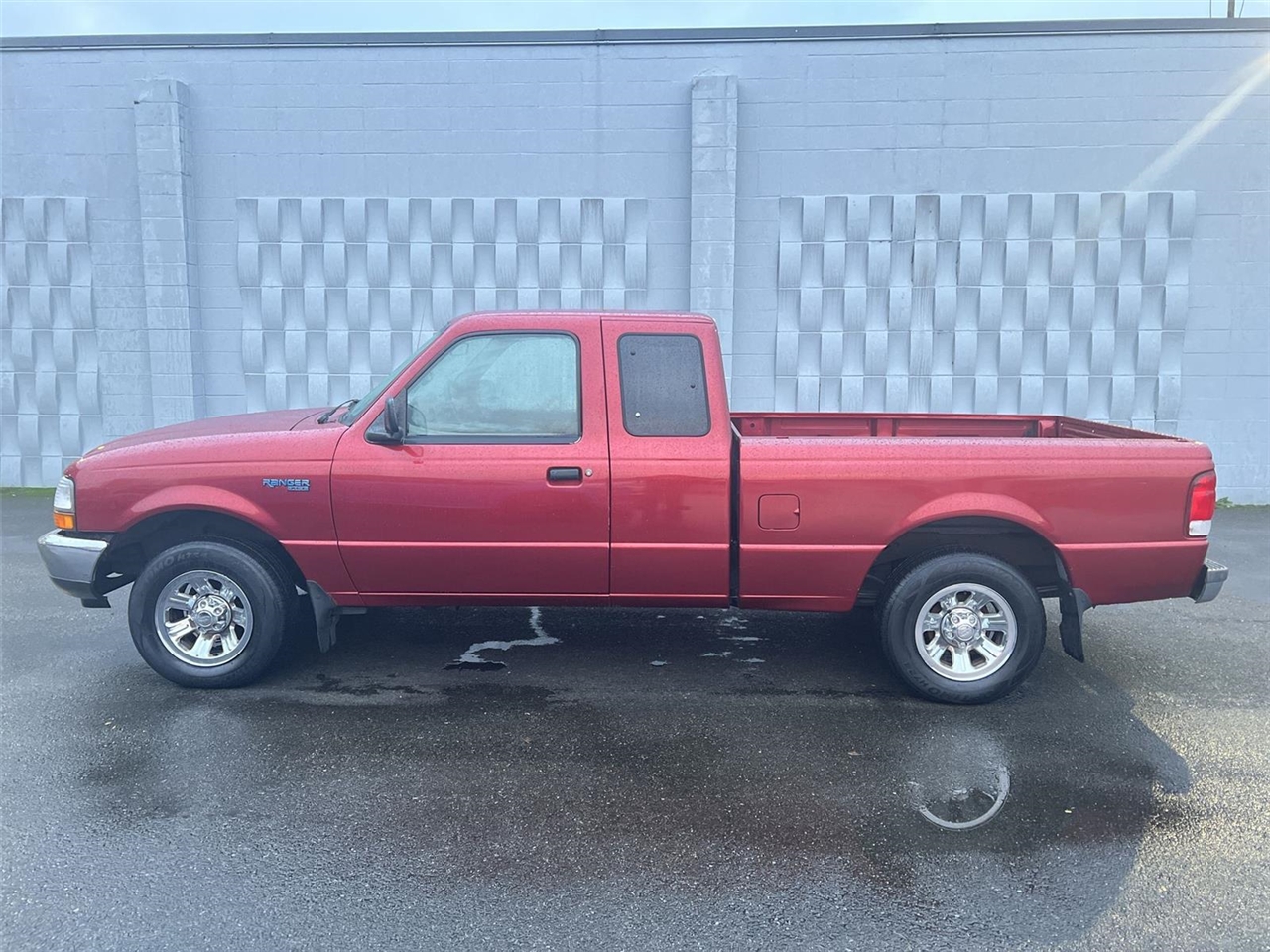 2000 Ford Ranger XLT photo 3