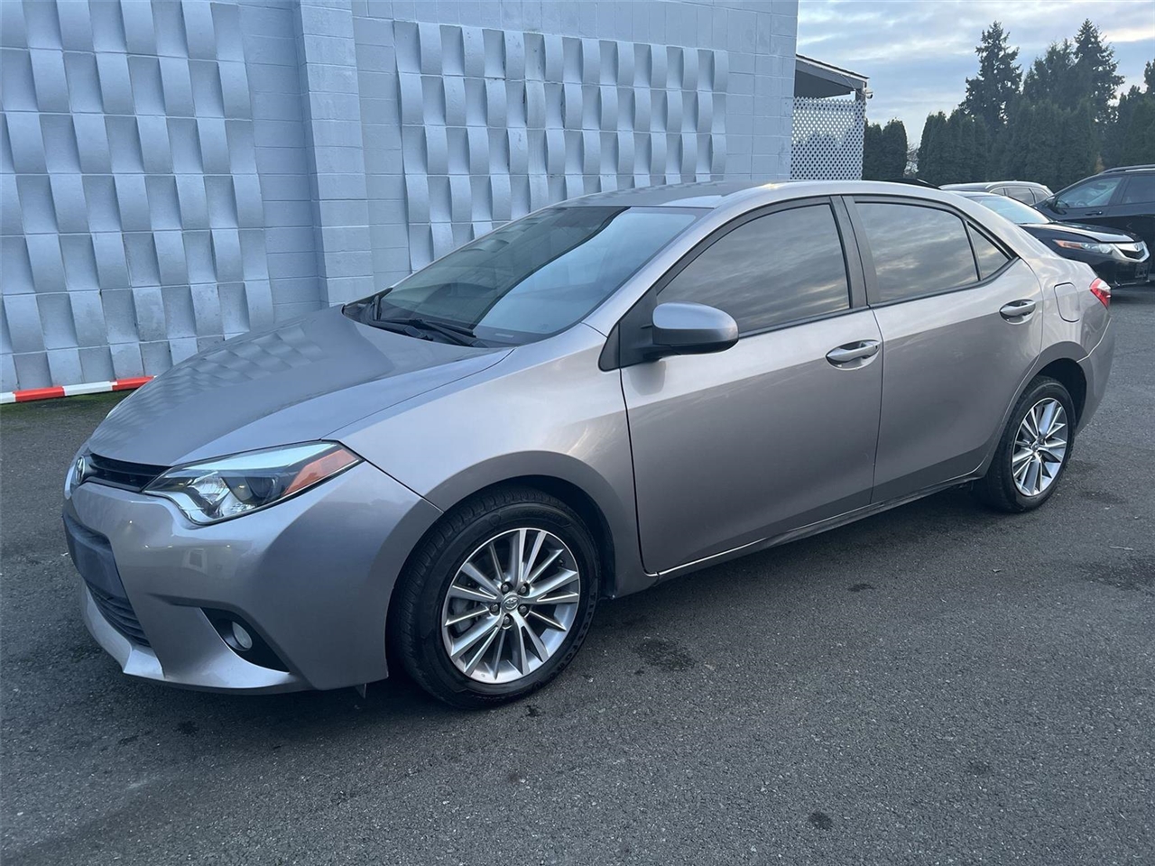 Toyota Corolla  2015