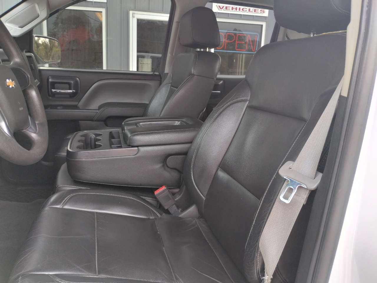 Chevrolet Silverado 1500 Work Truck Ext. Cab Short Box 4WD 2015 Chevrolet Silverado 1500 Work Truck Ext. Cab Short Box 4WD 2015
