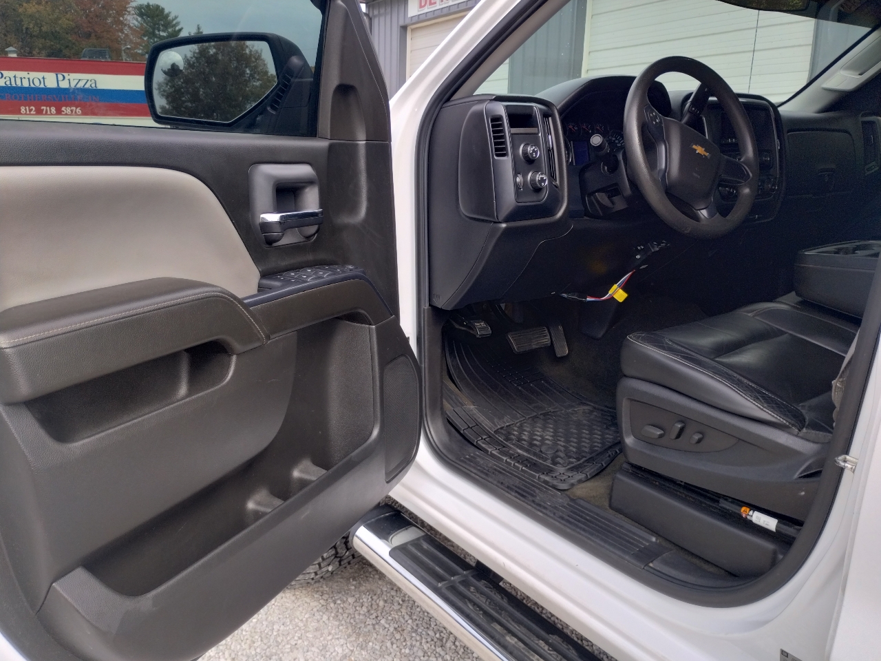 Chevrolet Silverado 1500 Work Truck Ext. Cab Short Box 4WD 2015 Chevrolet Silverado 1500 Work Truck Ext. Cab Short Box 4WD 2015