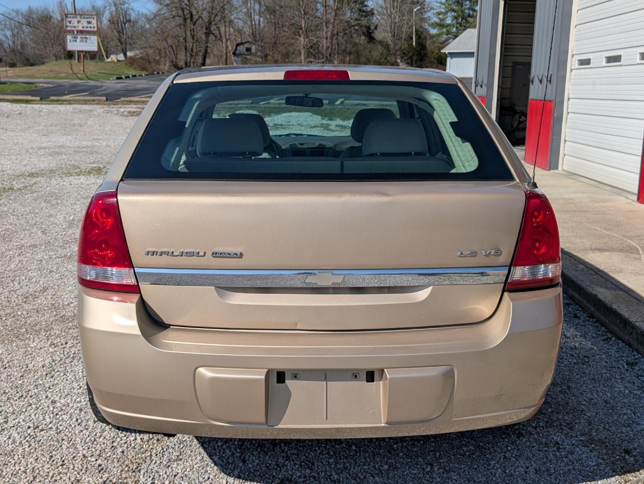 Chevrolet Malibu Maxx  2004