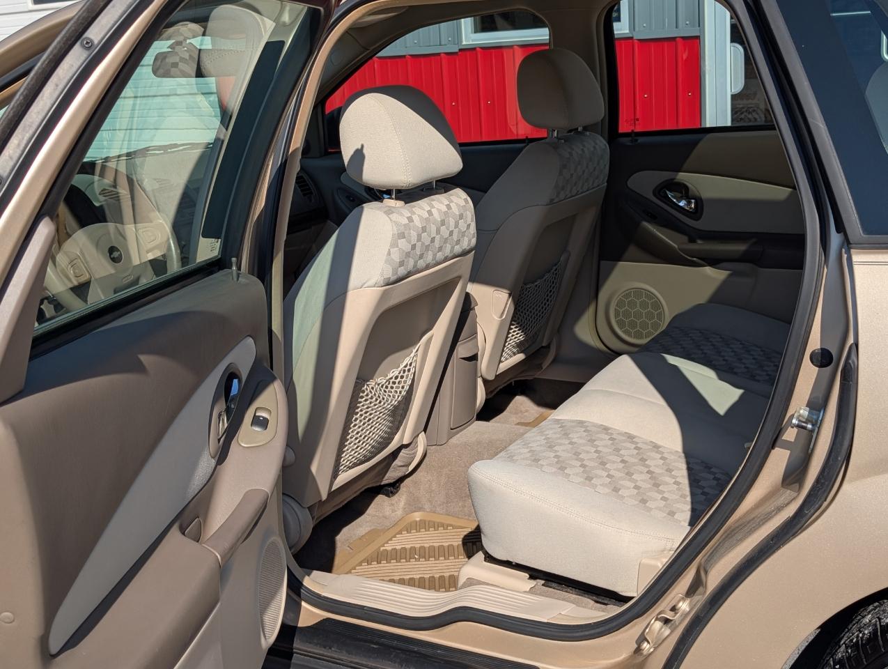 Chevrolet Malibu Maxx  2004