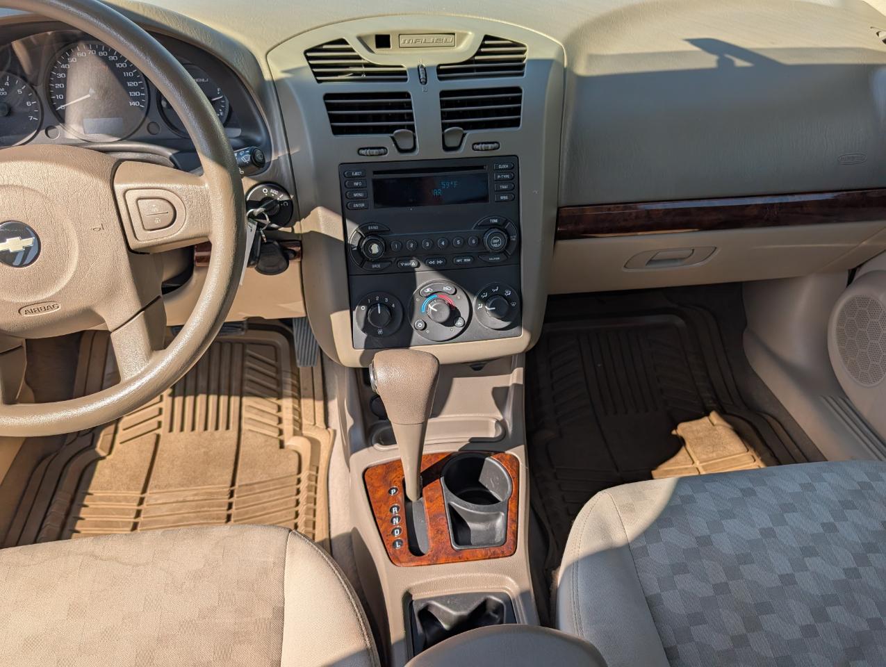 Chevrolet Malibu Maxx  2004