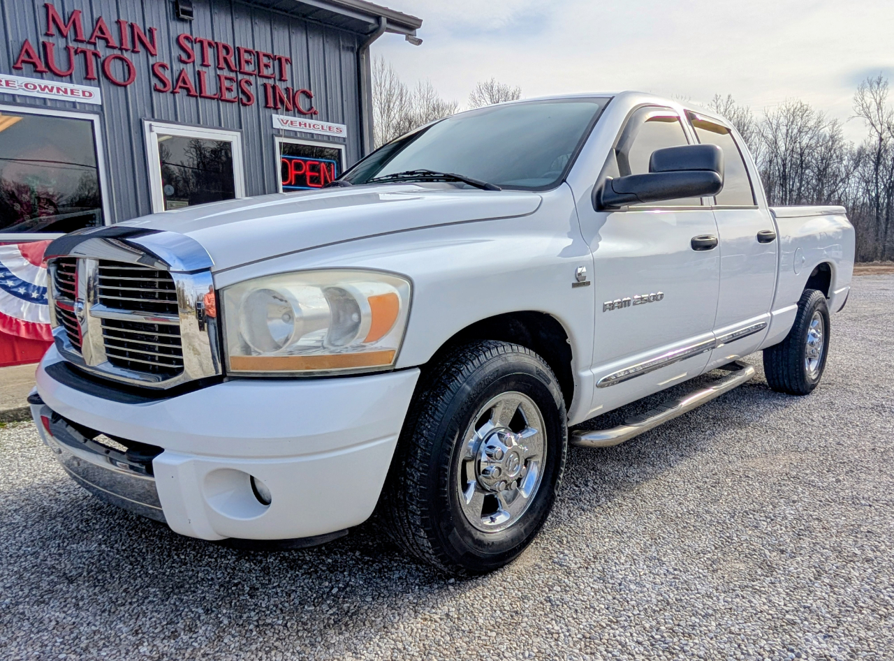 Dodge Ram 2500 Laramie Quad Cab 2WD 2006