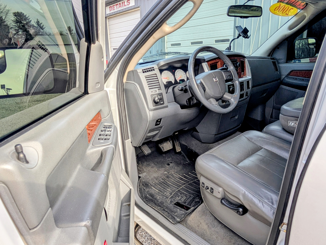Dodge Ram 2500 Laramie Quad Cab 2WD 2006