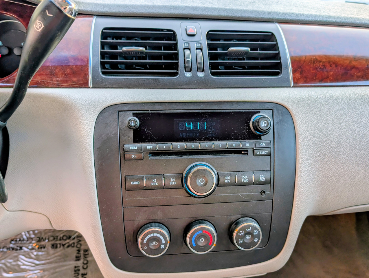 Buick Lucerne CX 2006