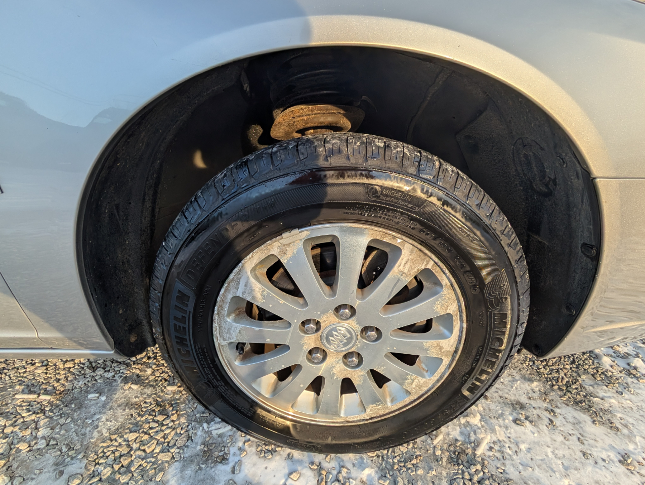 Buick Lucerne CX 2006