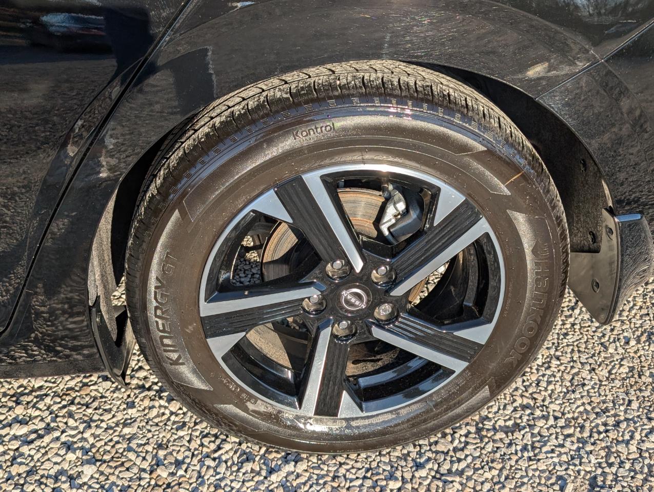 2025 Nissan Sentra SV - Photo 31