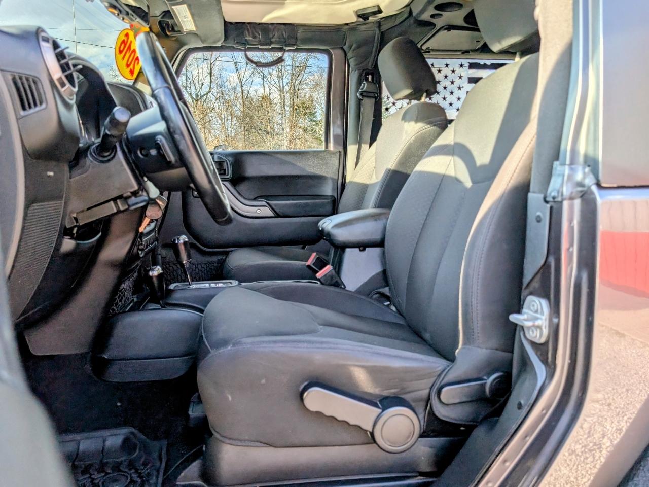 Jeep Wrangler Willys Wheeler 4x4 2016