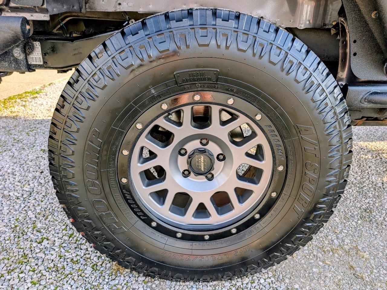 Jeep Wrangler Willys Wheeler 4x4 2016