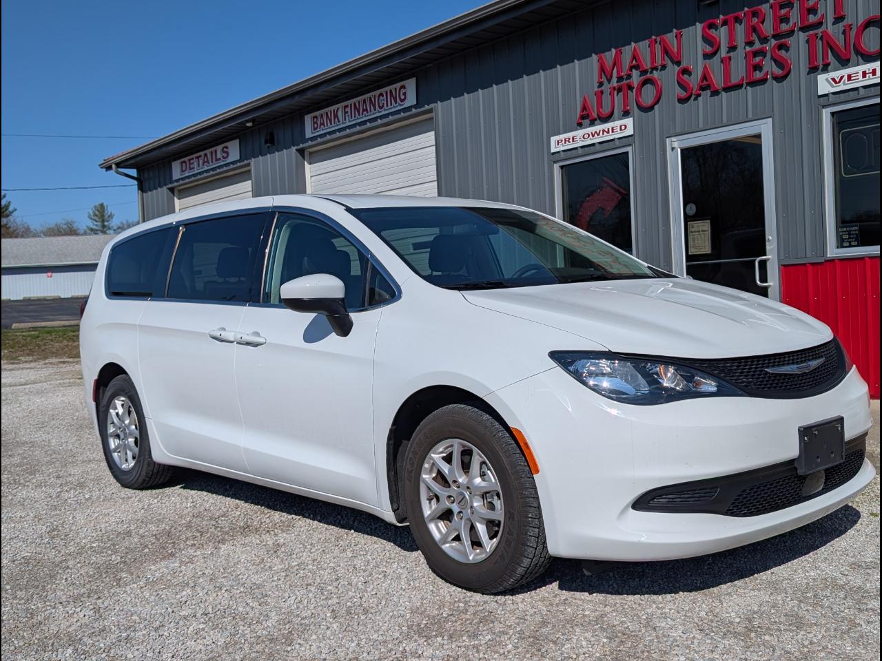 2022 Chrysler Voyager LX FWD