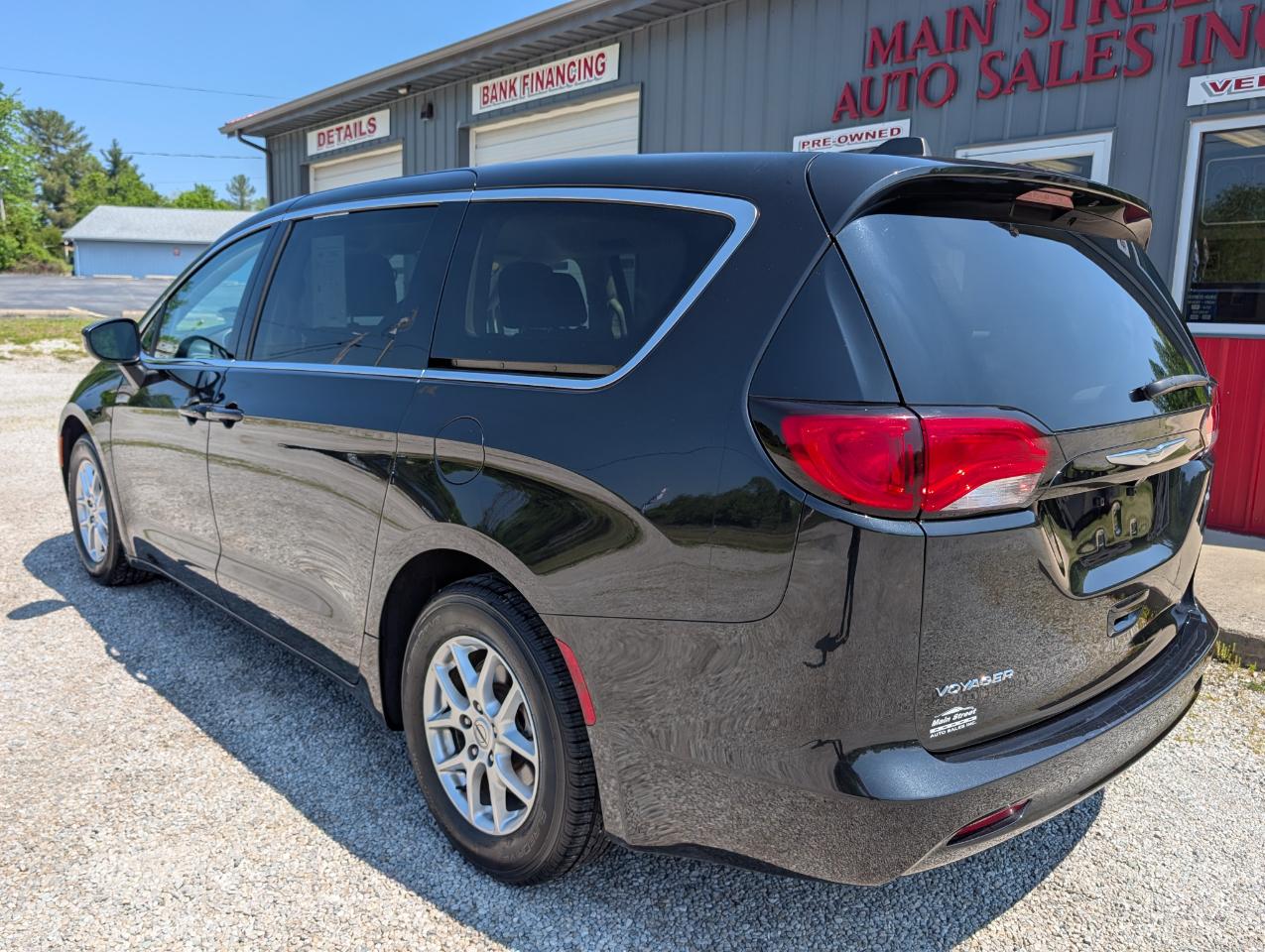 Chrysler Voyager LX 2023