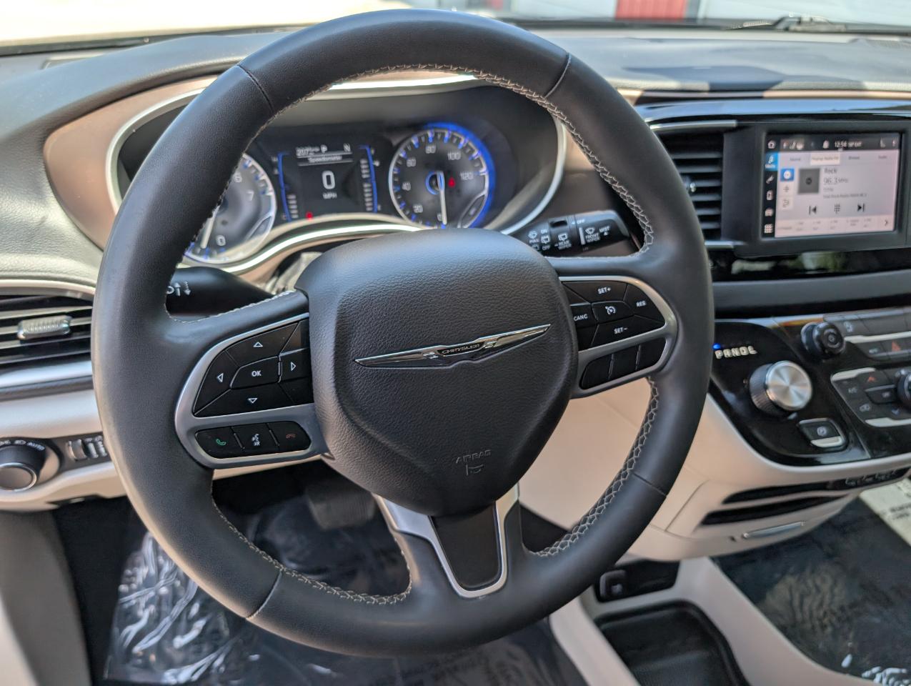 Chrysler Voyager LX 2023