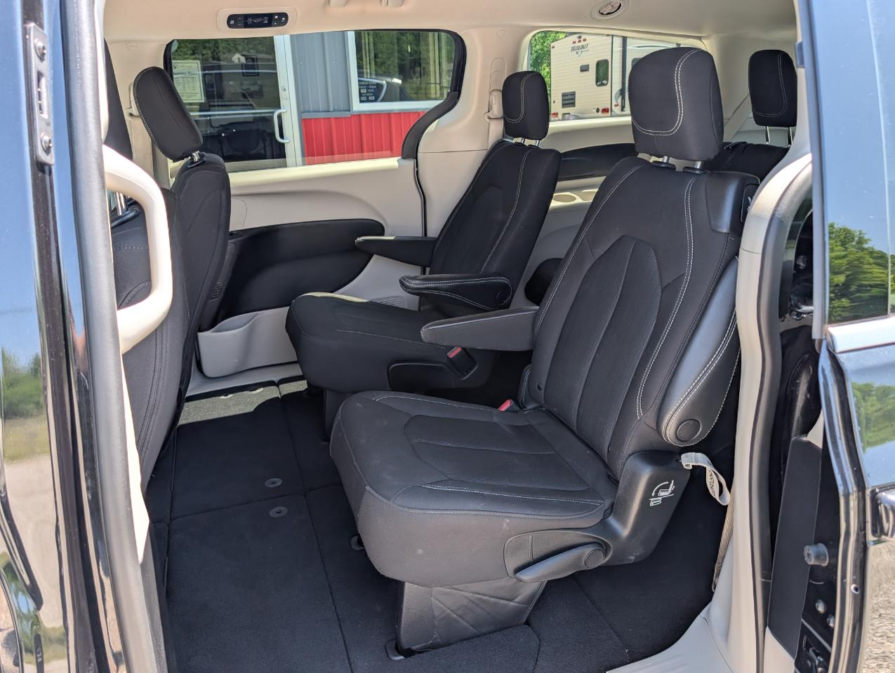 Chrysler Voyager LX 2023