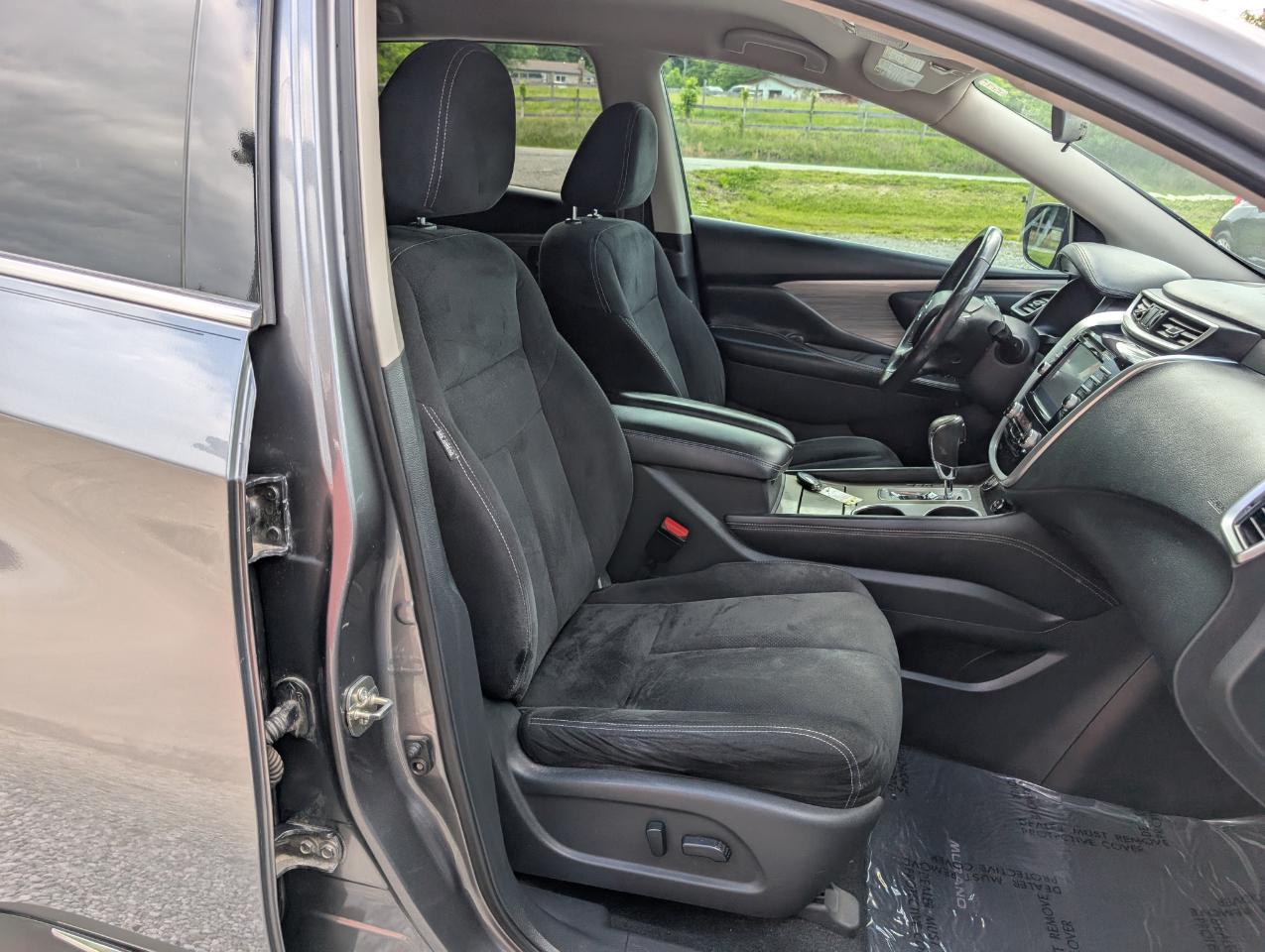 Nissan Murano SV AWD 2017