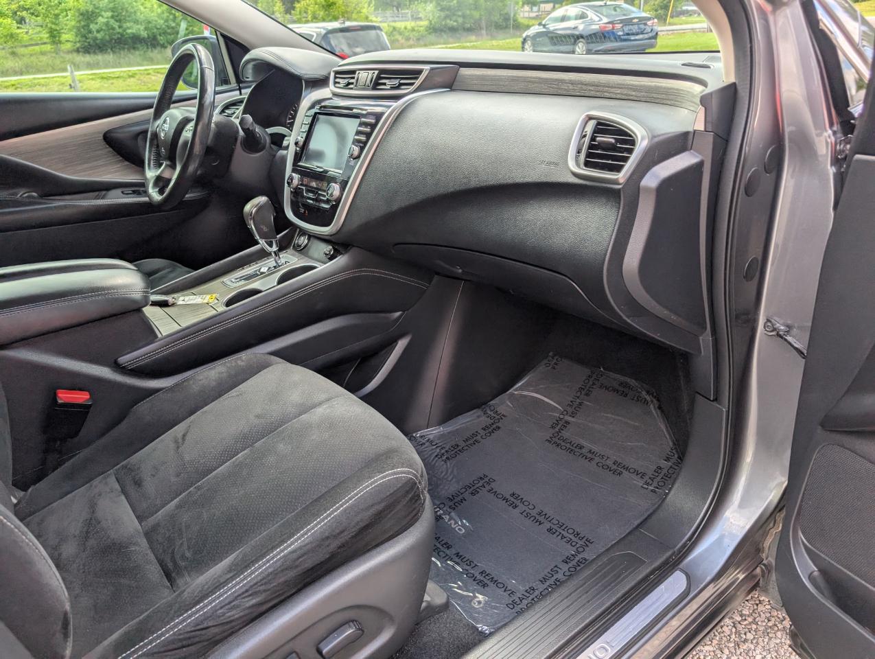 Nissan Murano SV AWD 2017
