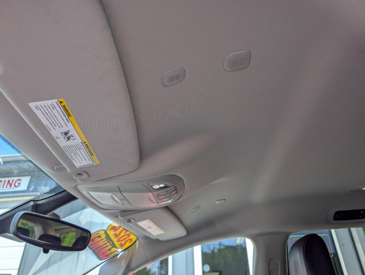 Chrysler Pacifica Touring L FWD 2024