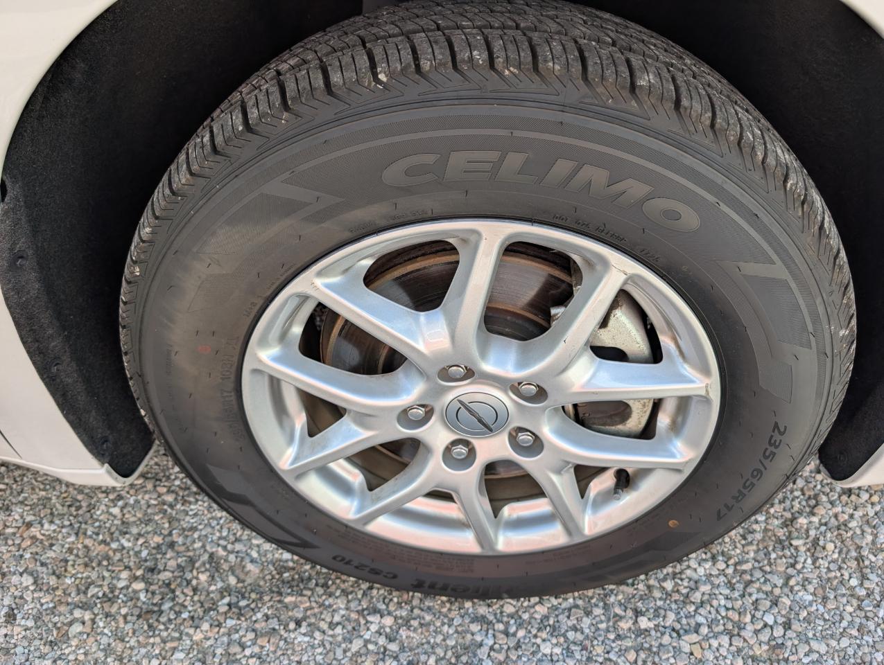 Chrysler Pacifica Touring L FWD 2024