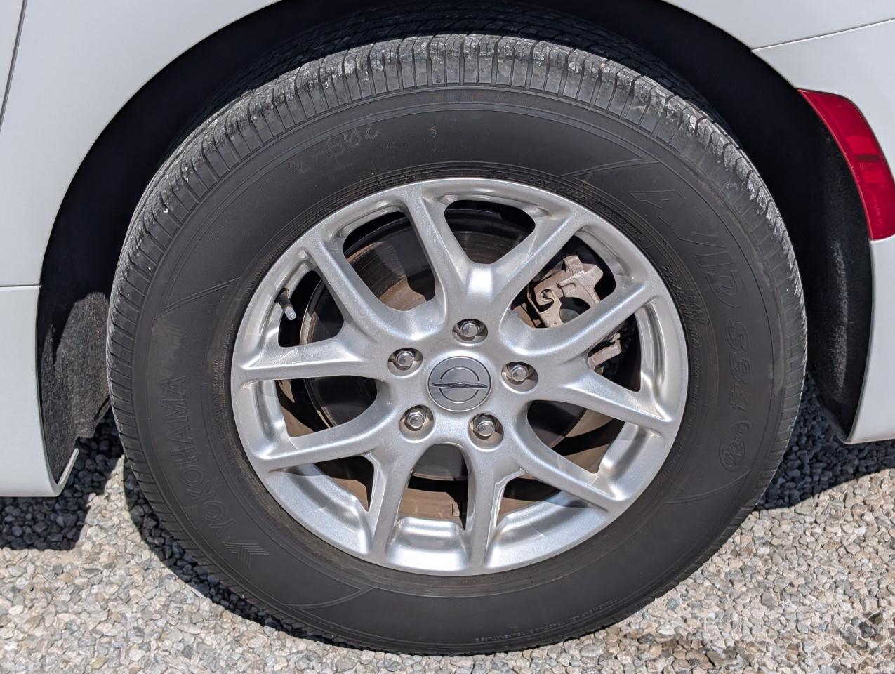 Chrysler Pacifica Touring L FWD 2024