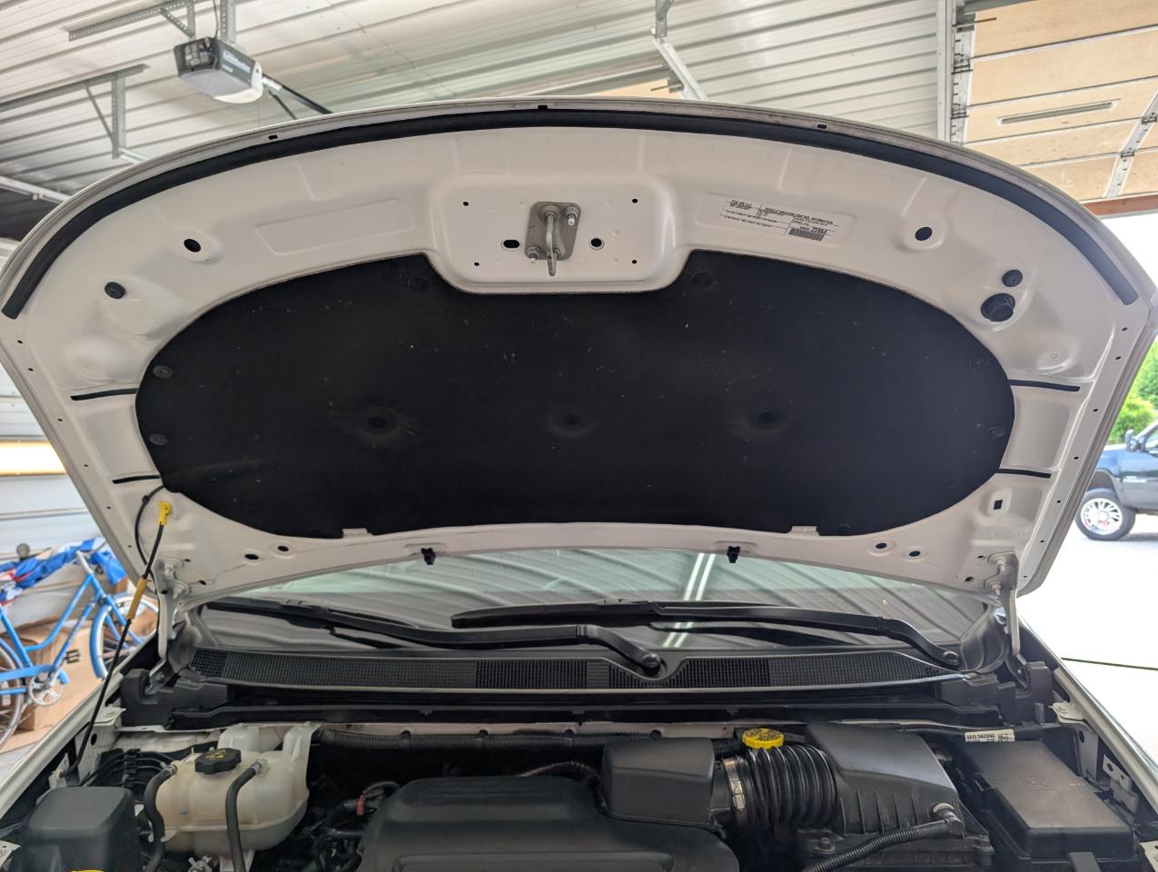 Chrysler Pacifica Touring L FWD 2024