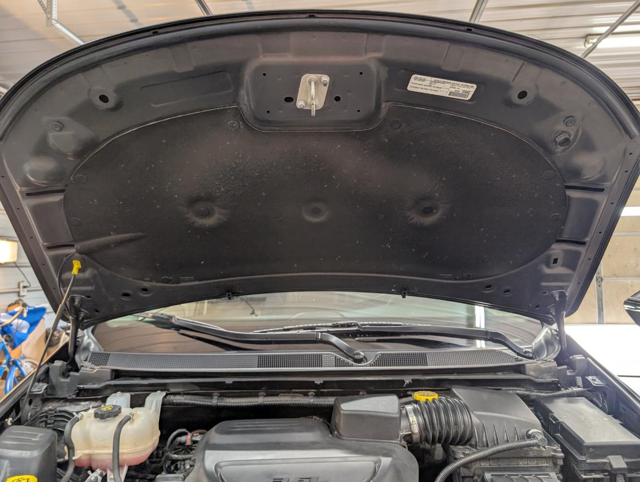 Chrysler Pacifica Touring L FWD 2023