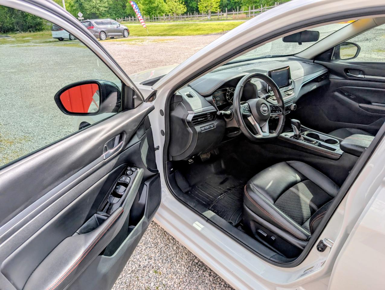 Nissan Altima SR 4D Sedan 2.5 2024