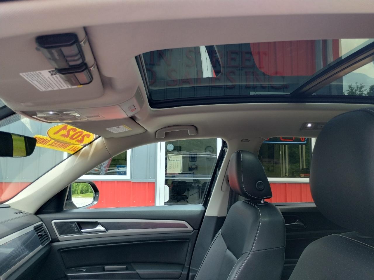 Volkswagen Atlas V6 SE w/Technology R-Line 4MOTION 2021