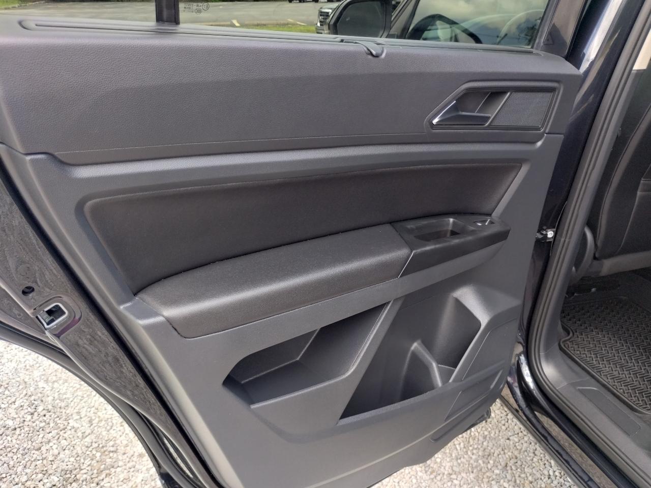 Volkswagen Atlas V6 SE w/Technology R-Line 4MOTION 2021