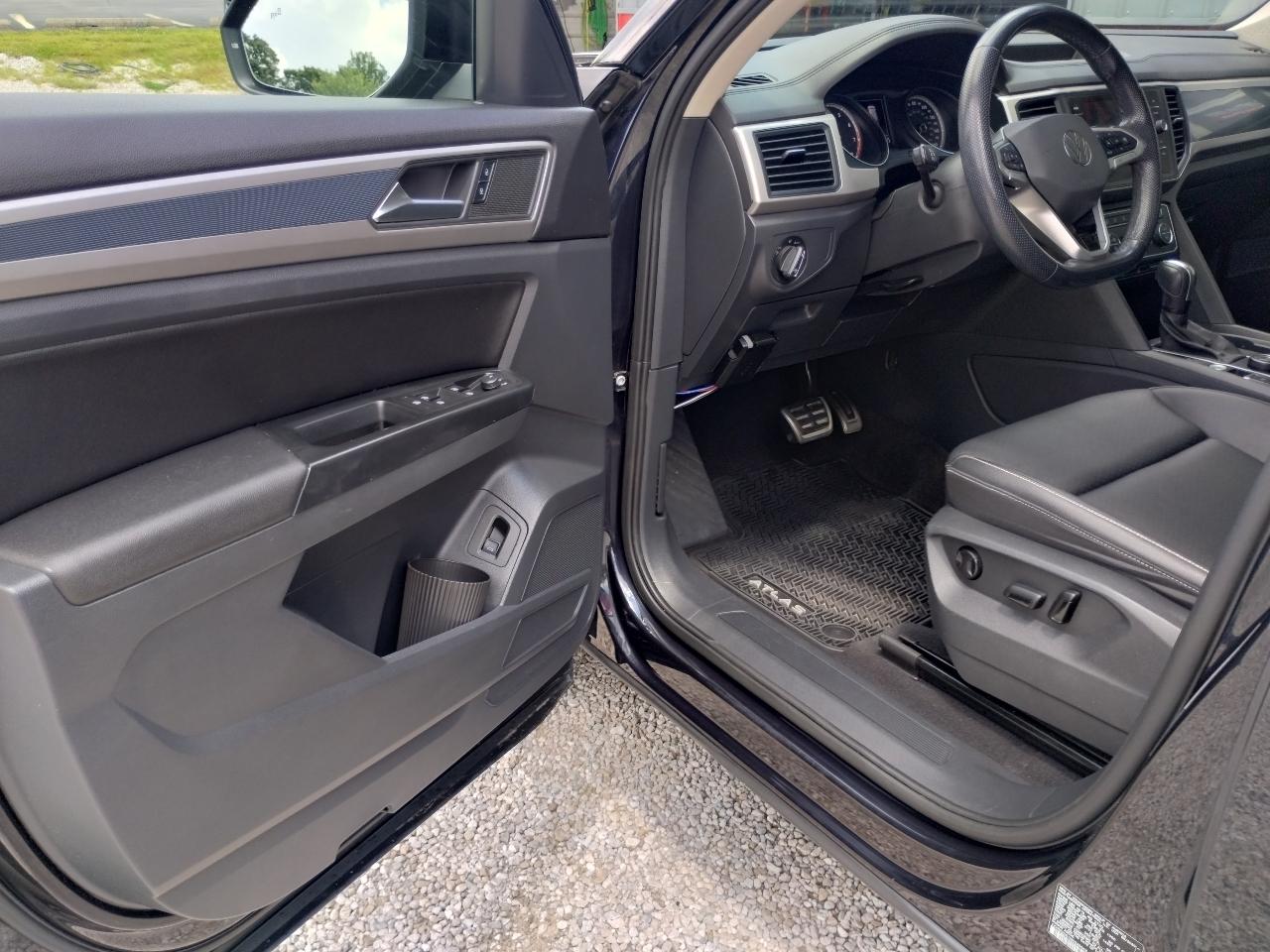 Volkswagen Atlas V6 SE w/Technology R-Line 4MOTION 2021