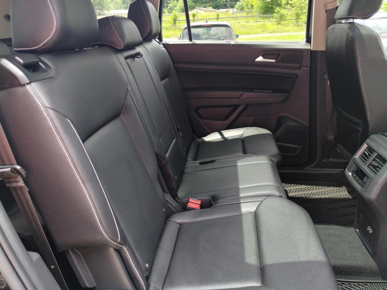 Volkswagen Atlas V6 SE w/Technology R-Line 4MOTION 2021